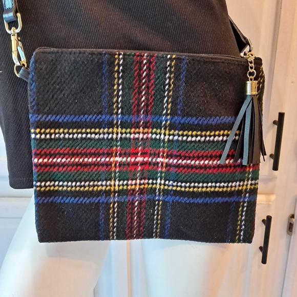 Chic Plaid Crossbody Bag with Tassel - Picture 1 of 5